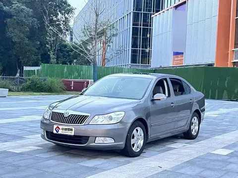 Octavia 2010 1.6L Automatic Yizun Edition