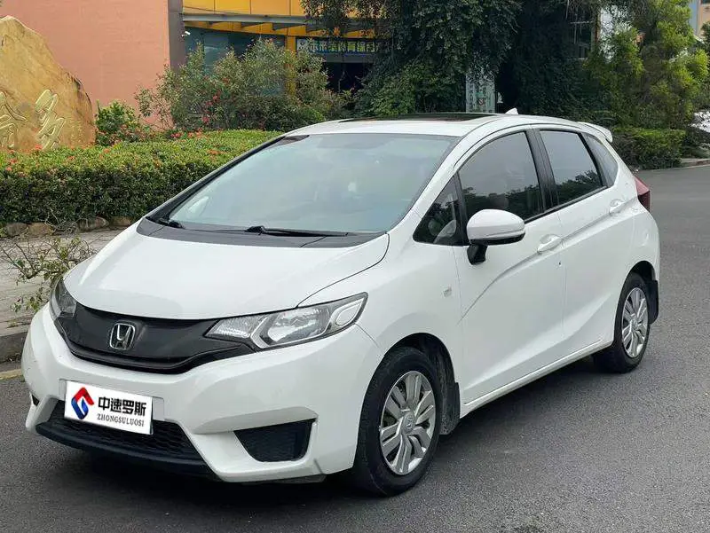 Fit 2016 1.5L LXS CVT Comfort Sunroof Edition