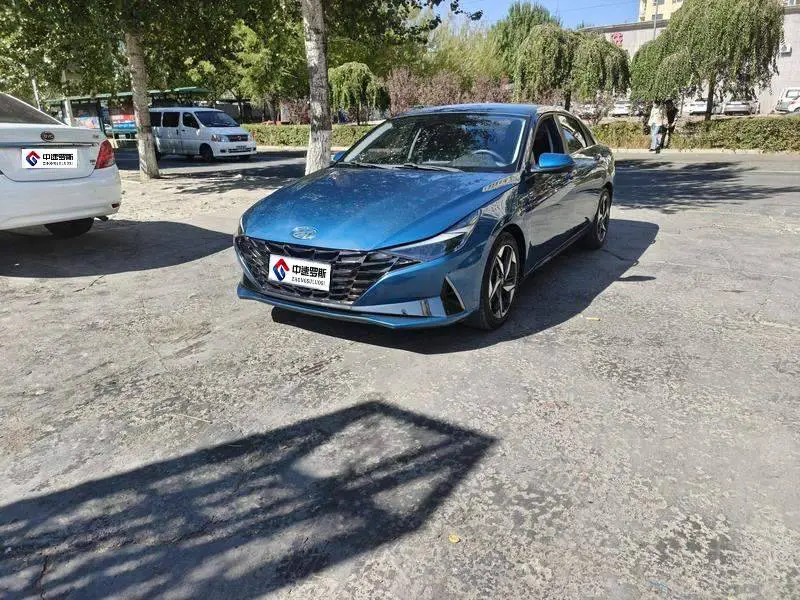 Elantra 2022 1.5L CVT GLX Elite Edition