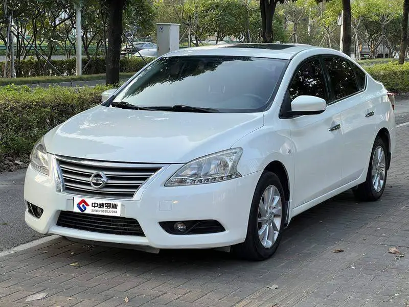 Sylphy 2014 1.6XV CVT Premium Edition