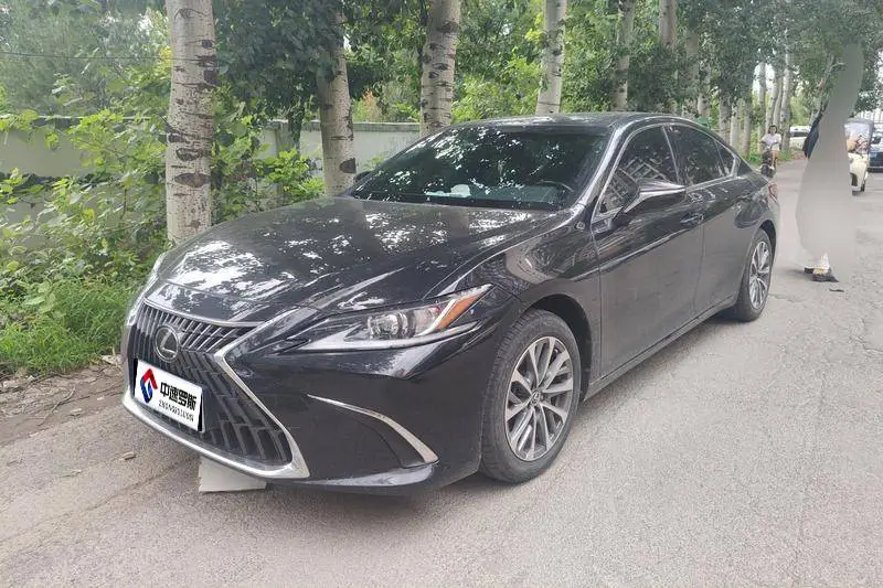 Lexus ES 2021 200 Deluxe Edition