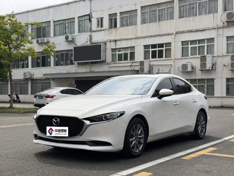 Mazda 3 Angkesaila 2020 1.5L Automatic Premium Edition