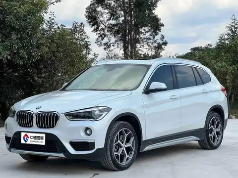 BMW X1 2019 sระบบขับเคลื่อน18Li Premium Edition