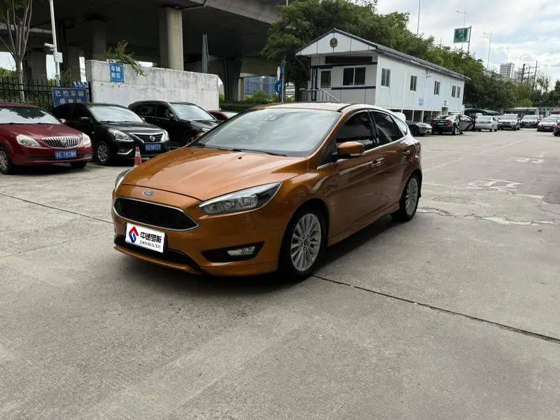 Fox 2015 EcoBoost 180 Hatchback Automatic Sport