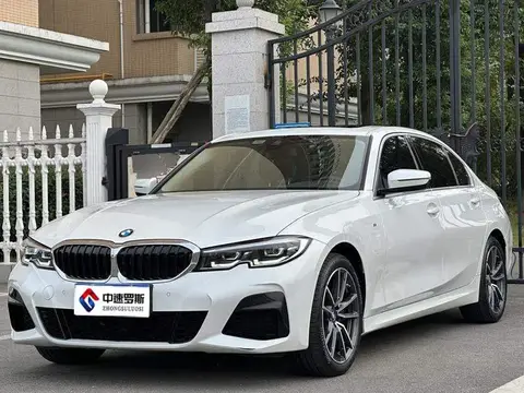 BMW 3 السلسلة 2022 325Li M Sport Package