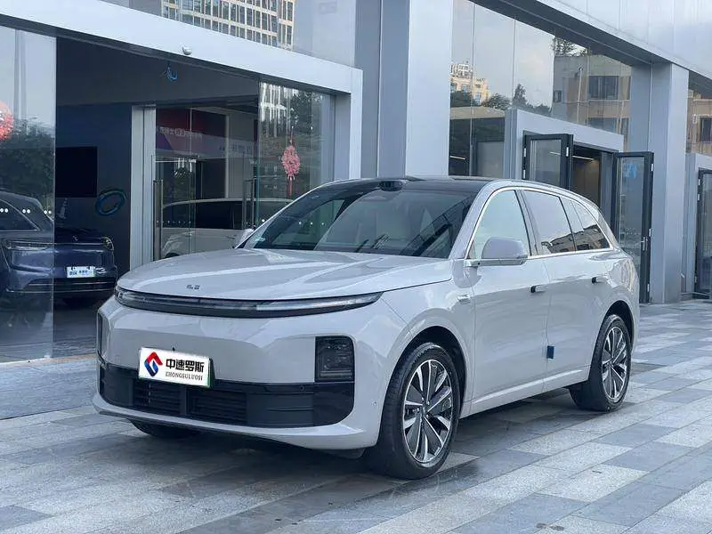 Ideal L6 2025 Pro Intelligent Refresh Edition