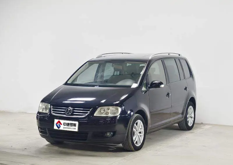 Touran 2006 1.8T Luxury Automatic 5 Seaters