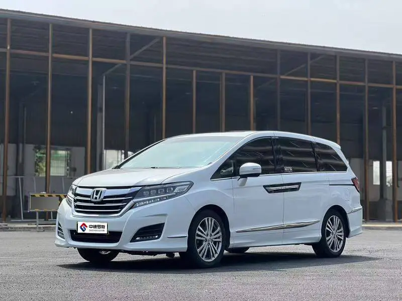 Elysion 2016 2.4L Luxury Edition