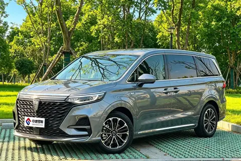Roewe iMAX8 2022 400TGI Flagship Edition