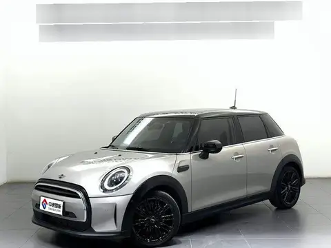 MINI 2022 1.5T COOPER Artist Five-Door Edition