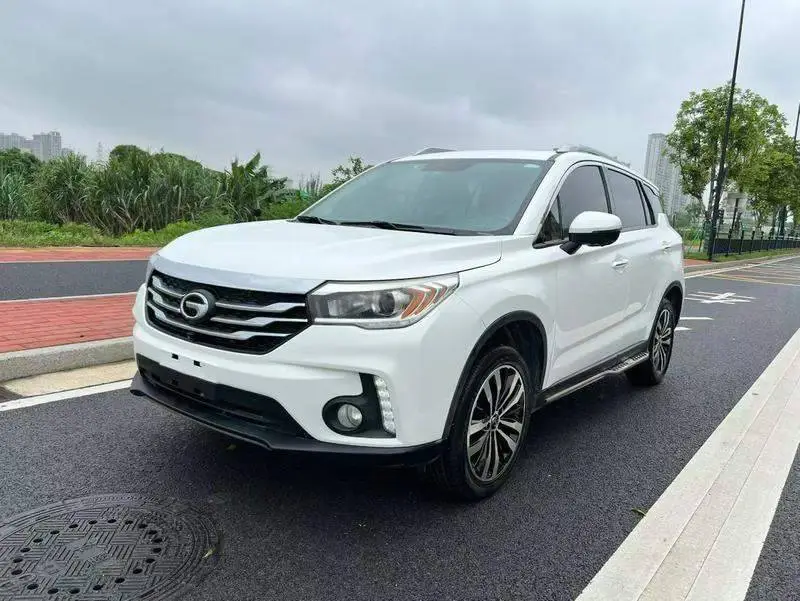 Trumpchi GS4 2017 235T Automatic 2WD Luxury Smart Edition