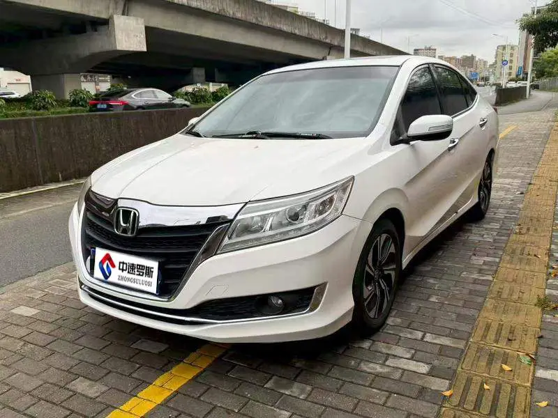 Lingpai 2016 1.8L CVT Deluxe Edition