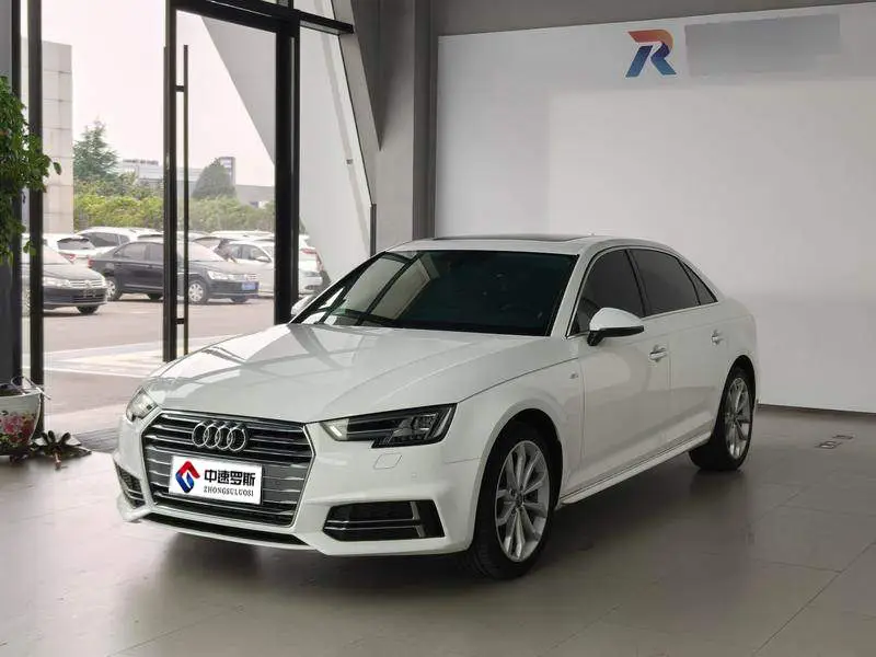 Audi A4L 2018 30th Anniversary Model 40 TFSI Sports