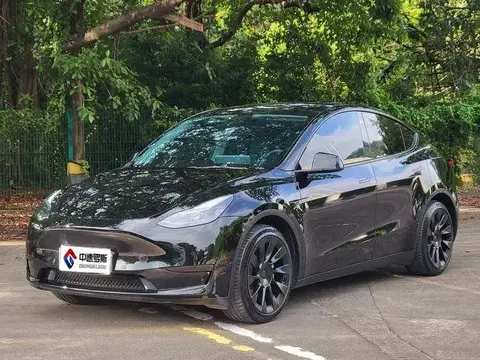 Модель Y 2022 rear-wheel drive version