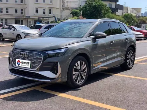 Audi Q4 e-tron 2023 40 e-tron Creative Edition