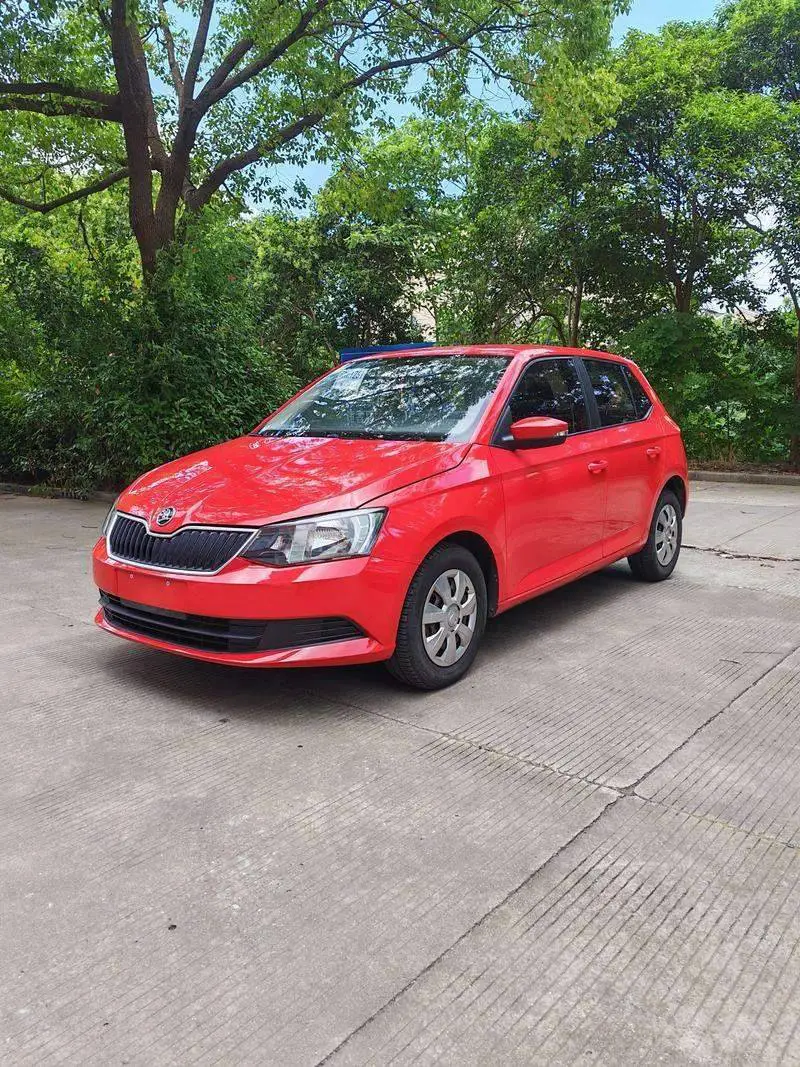 Crystal sharp 2015 1.4L Automatic Front Edition