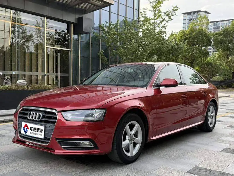 Audi A4L 2013 35 TFSI Automatic Standard Model