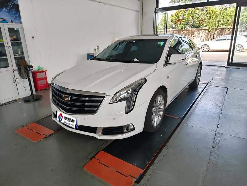 Cadillac XTS 2018 28T Elite