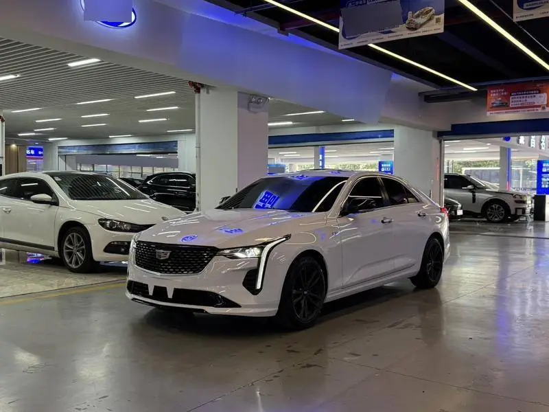 Cadillac CT4 2022 28T Luxury