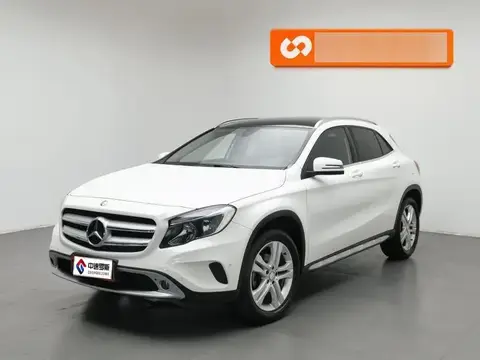 Mercedes-Benz GLA 2016 GLA 200 Dynamic
