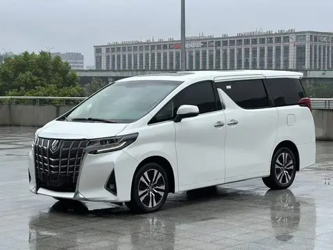 Alpha 2018 facelift 3.5L luxury version