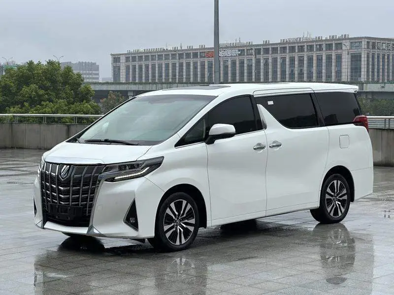 Alpha 2018 facelift 3.5L luxury version