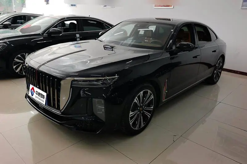 Hongqi H9 2024 2.0T Flagship Private Fashion Edition