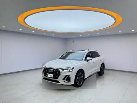 Audi Q3 2022 35 TFSI Stylish and Dynamic