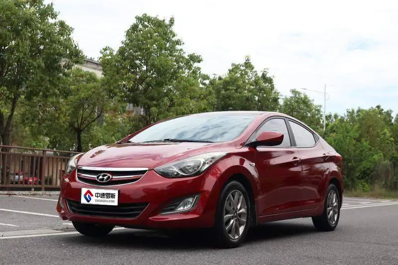 Elantra 2015 1.6L Automatic Fashion Modelo