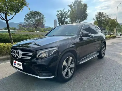 Mercedes-Benz GLC 2017 GLC 260 4MATIC Luxury