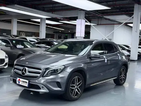 Mercedes-Benz GLA 2016 GLA 220 4MATIC Fashion Edition