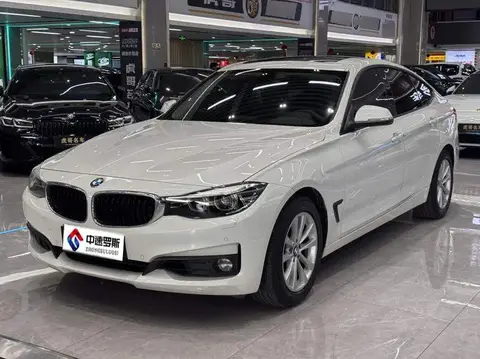 BMW 3 Series GT 2017 320i Fashion Edition