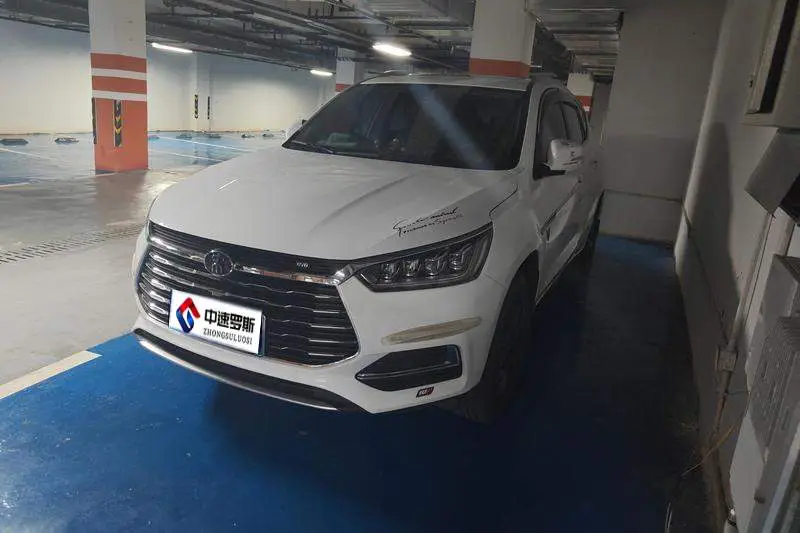 Song 2021 Classic Edition 1.5T Manual Luxury الطراز