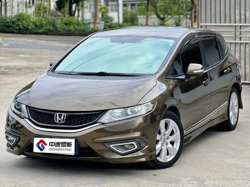 Jed 2013 1.8L Automatic Comfort Edition 5 Seaters