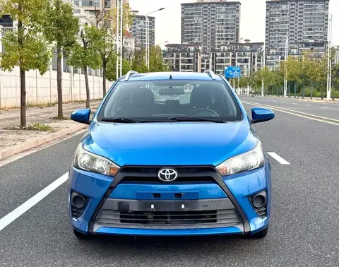 YARiS L 2014 1.3E Automatic Charm Edition