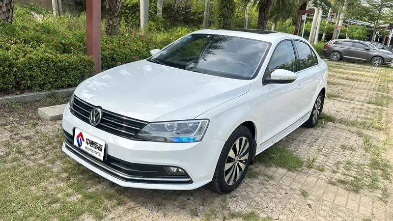 Sagitar 2017 1.6L Automatic Comfort