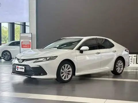 Camry 2021 2.0G Deluxe Edition