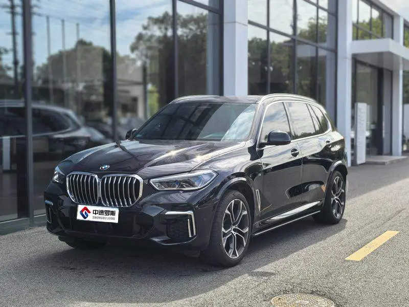 BMW X5 2022 xПривод 40Li Premium M Sport Package