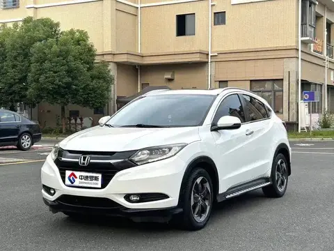 VEZHI 2015 1.8L CVT 2WD Luxury الطراز