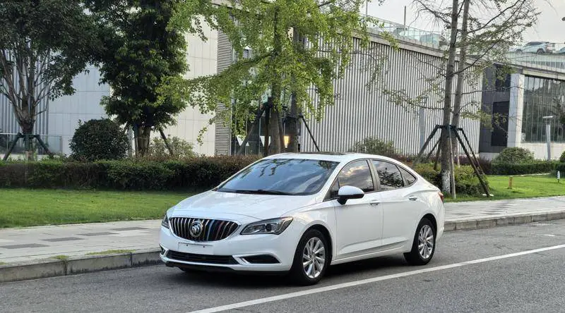 Valeant 2017 Sedan 15S Automatic Progressive