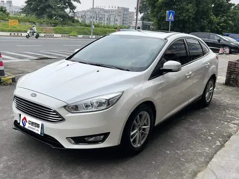 Fox 2015 EcoBoost 125 Sedan Automatic Super Energy Fashion Edition