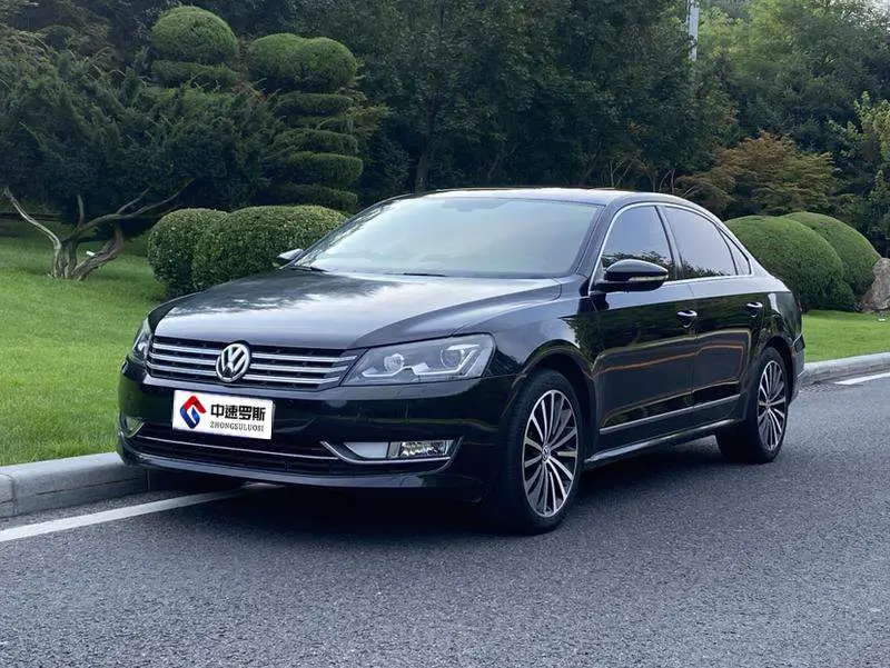 Passat 2014 1.8TSI DSG Royal Navigation Edition