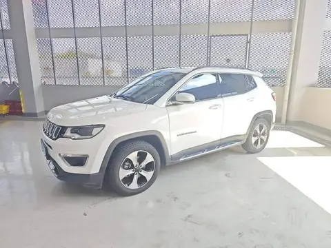Guide 2017 200T Automatic Premium Edition