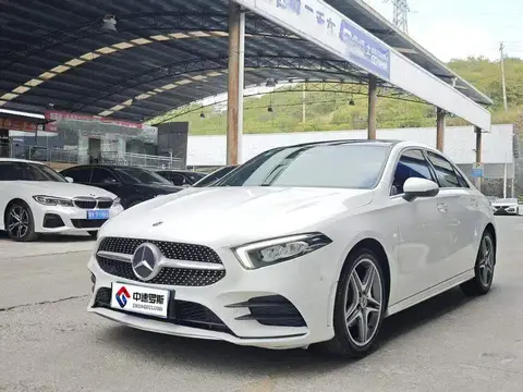Mercedes-Benz A-Class 2020 A 200 L Sports Sedan Fashion Edition