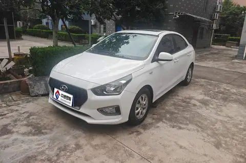 Rena 2017 1.4L Manual Sunroof Edition National V