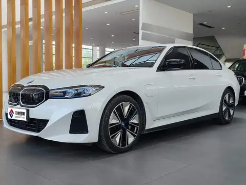 BMW i3 2023 eDrive 40 L Night Sport Package