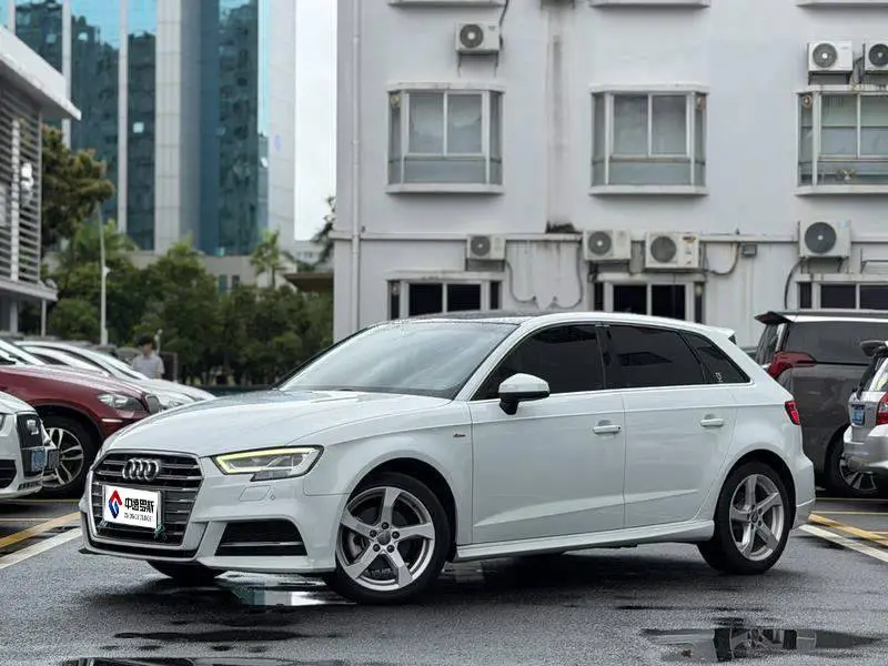 Audi A3 2020 Sportback 35 TFSI Fashionable National VI