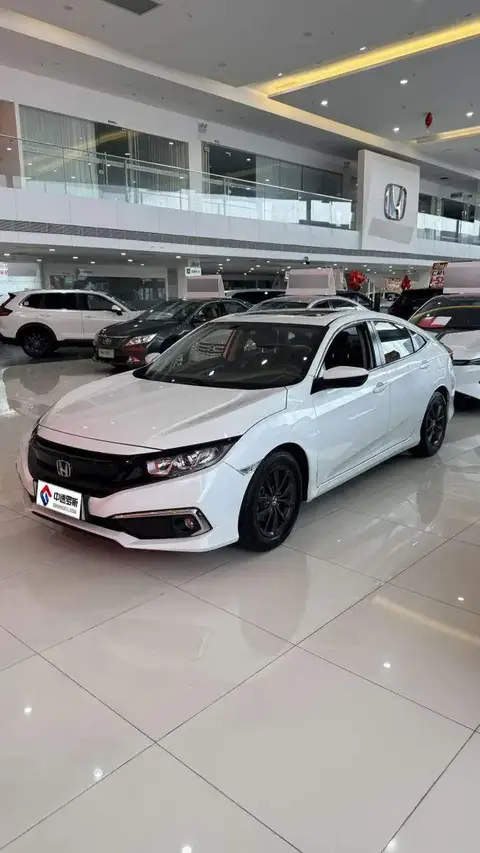 Civic 2019 220TURBO CVT Dynamic Edition National VI
