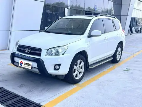 RAV4 Rongfang 2010 2.0L Automatic Luxury Upgrade Edition