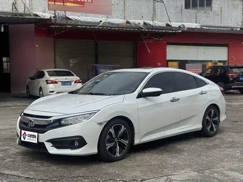 Civic 2016 220TURBO CVT Premium Edition